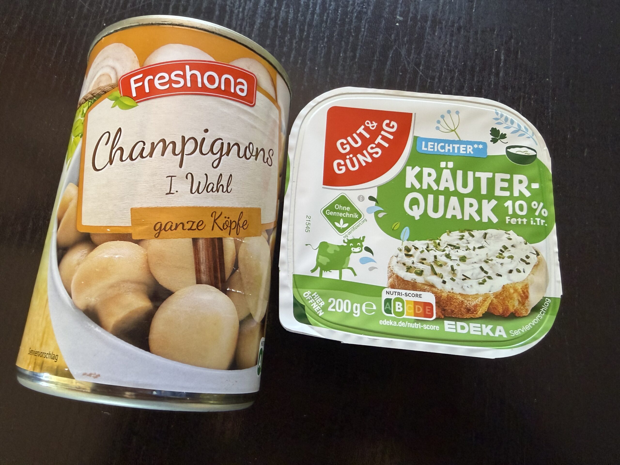 Pilze und Kräuterquark